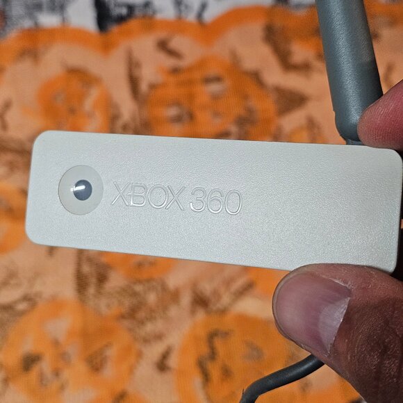 Microsoft Xbox 360 Wireless Networking Adapter - OEM - White - Tested & Working - Picture 2 of 5
